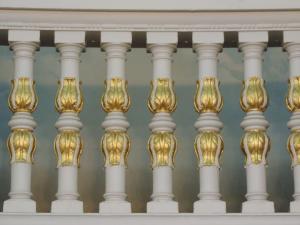 Dining Room Balustrade to Minstrels’ Gallery 