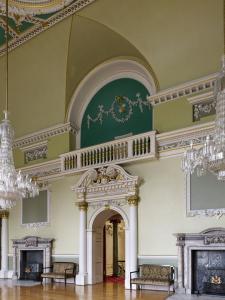 Ballroom showing Minstrels' Gallery