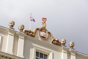 The Golden Lion and Flag
